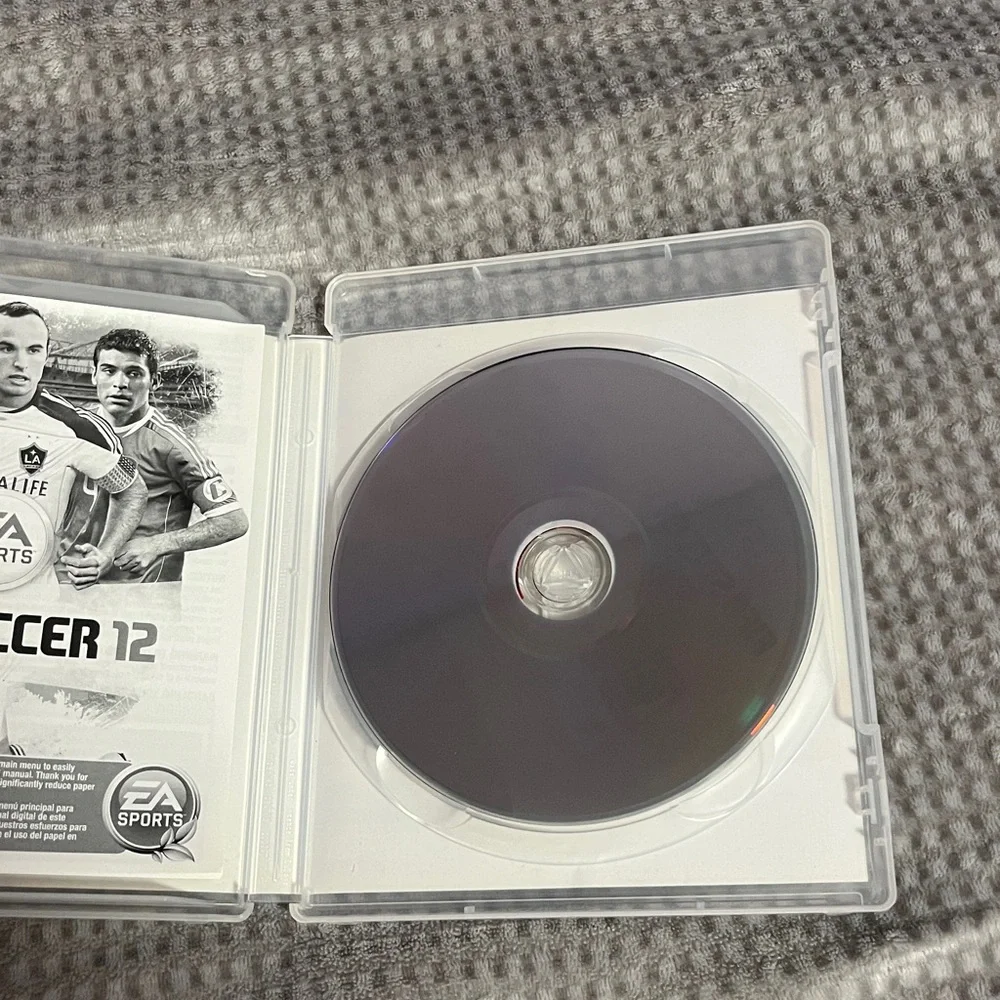 FIFA Soccer 12 (Sony PlayStation 3, 2011) VIdeo Game EUC